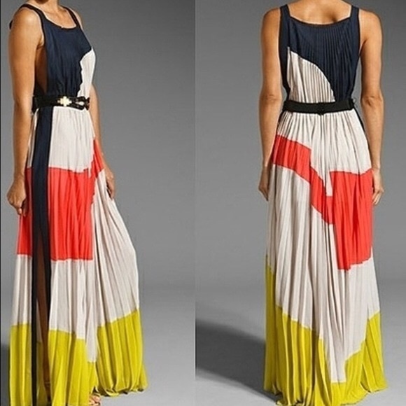 bcbg abee pleated maxi dress